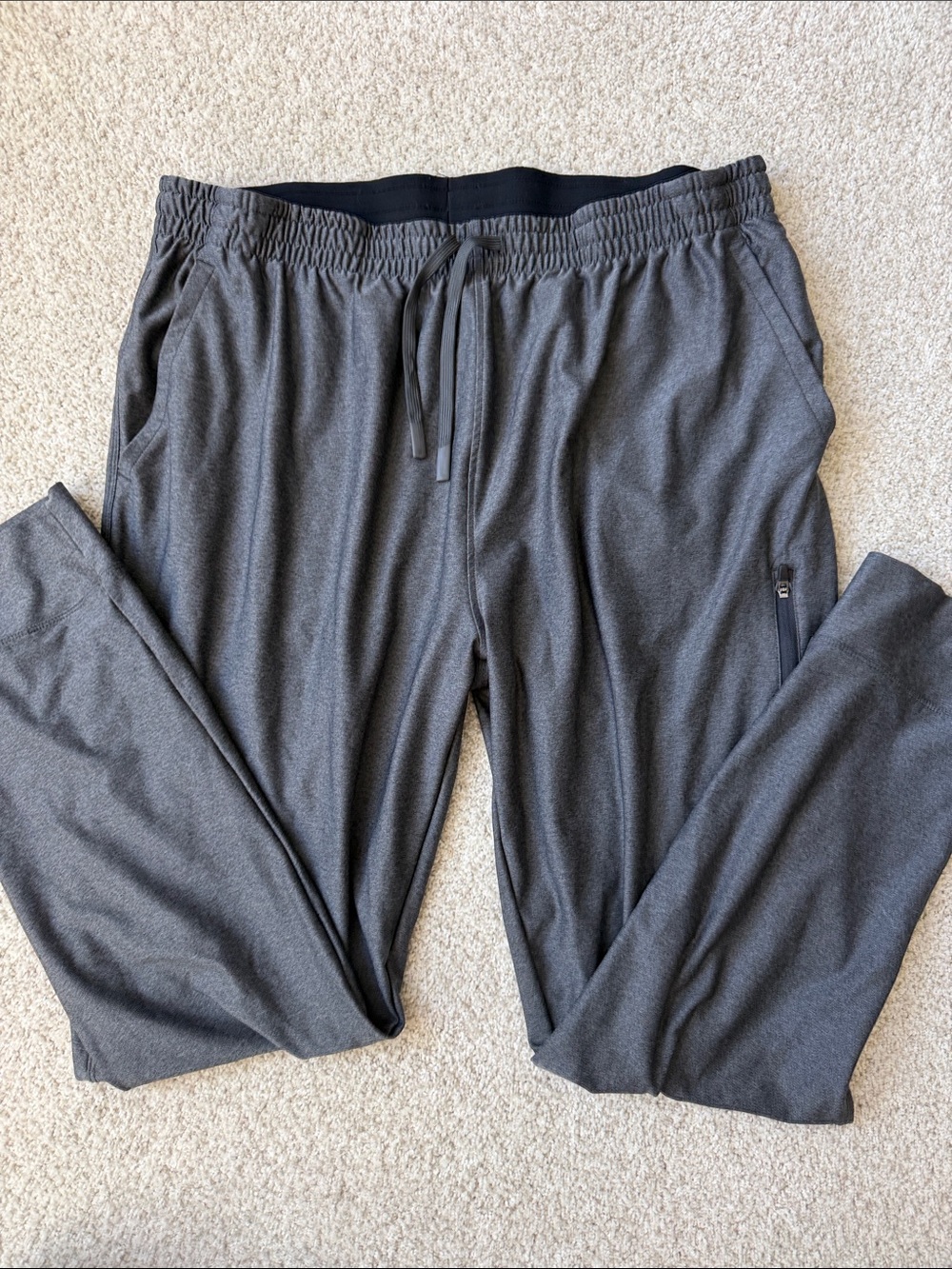 Old Navy Dark Gray Men's Jogger Pants with Drawstring Waist (XL)